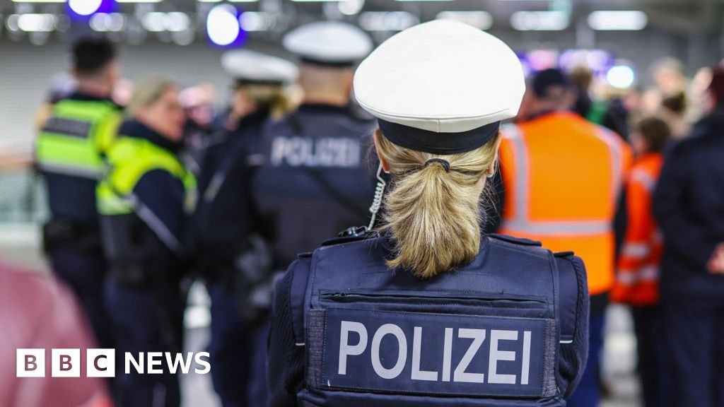 98f3f5b0 F945 11f0 B5f7 49f0357294ff