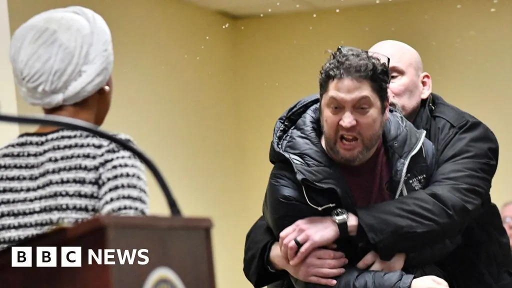 6debc290 Fc3c 11f0 A47f D352a7d9988a