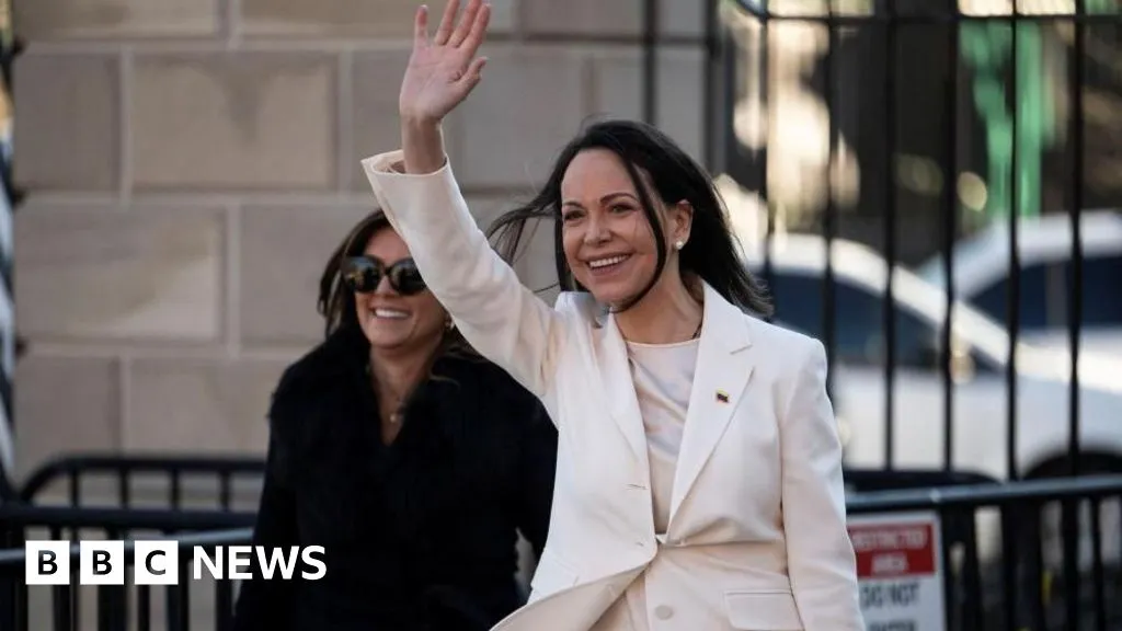 982df2b0 F257 11f0 B701 F5326e98c6e3