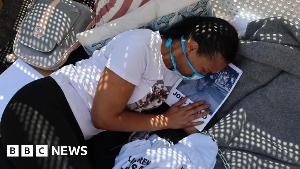 5eb8c860 0b30 11f1 A204 B3f033b84443